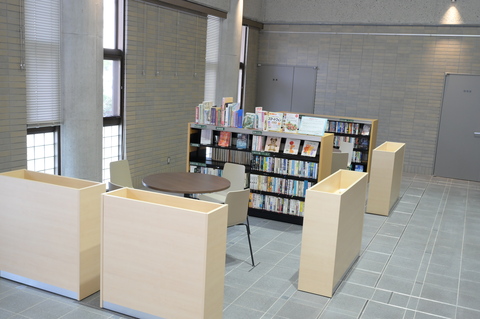 町民ホール(図書コーナー)